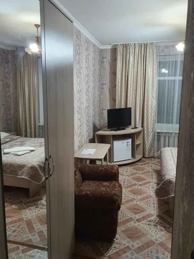 Karaganda Hotel 外观 照片